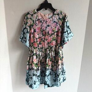 REISS kids Floral Short Sleeve Dress 4-5y lightly used